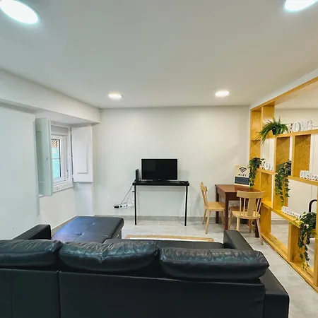 Apartamento Aconchegante No Principe Real * Lisbona